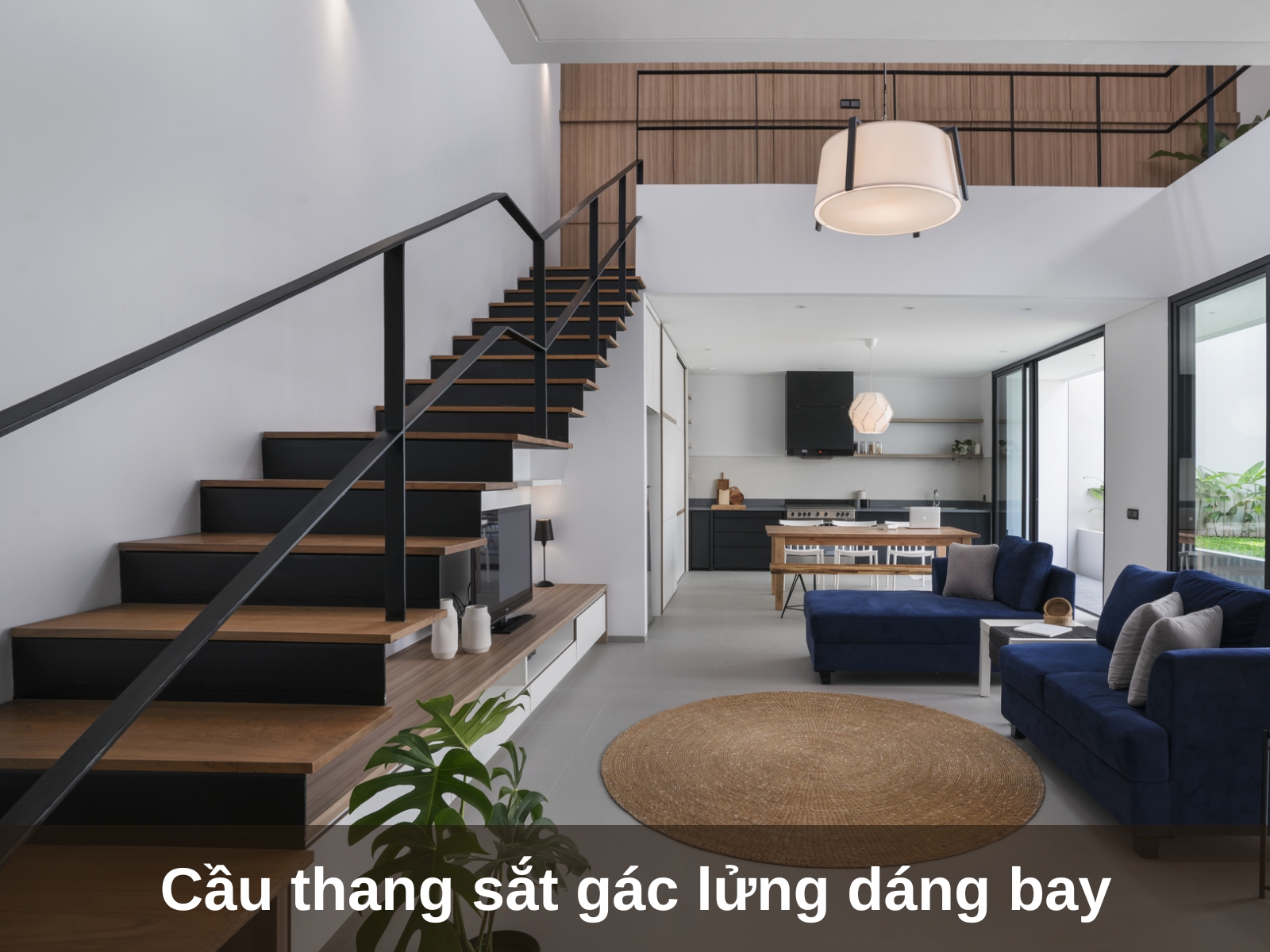 cau thang sat gac lung dang bay