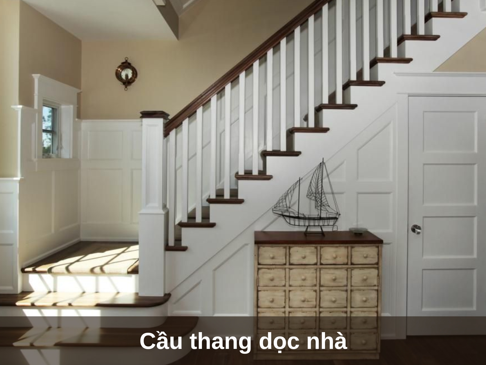cau thang doc nha