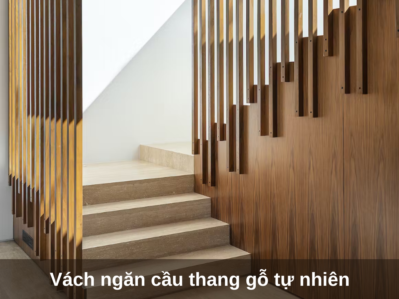 vach ngan cau thang go tu nhien